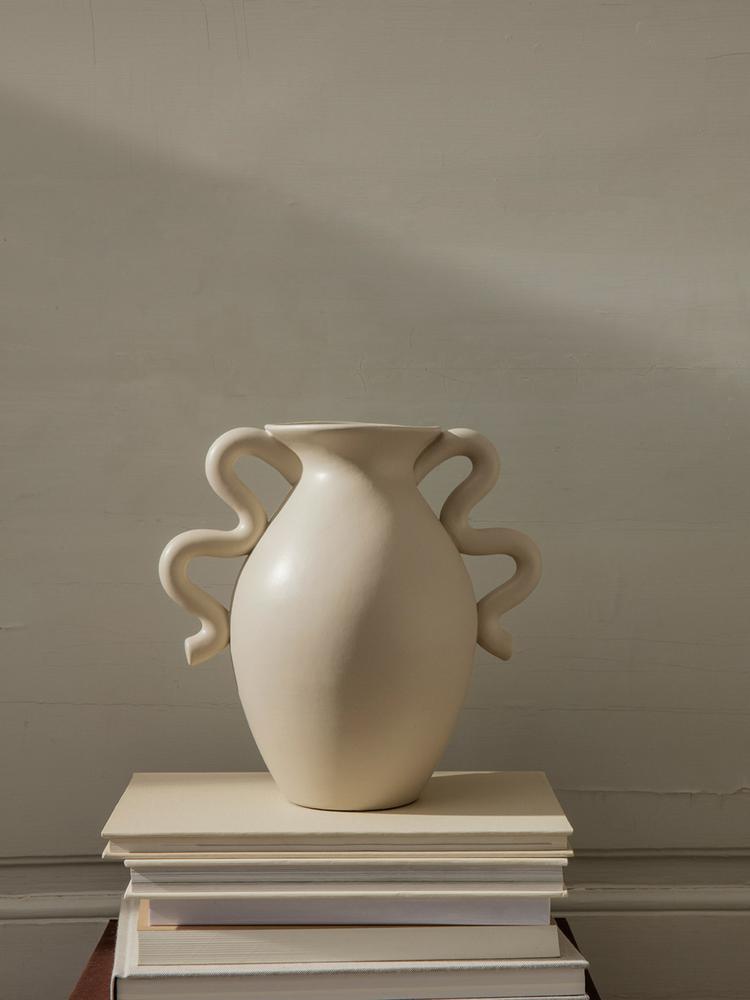 Verso Table Vase