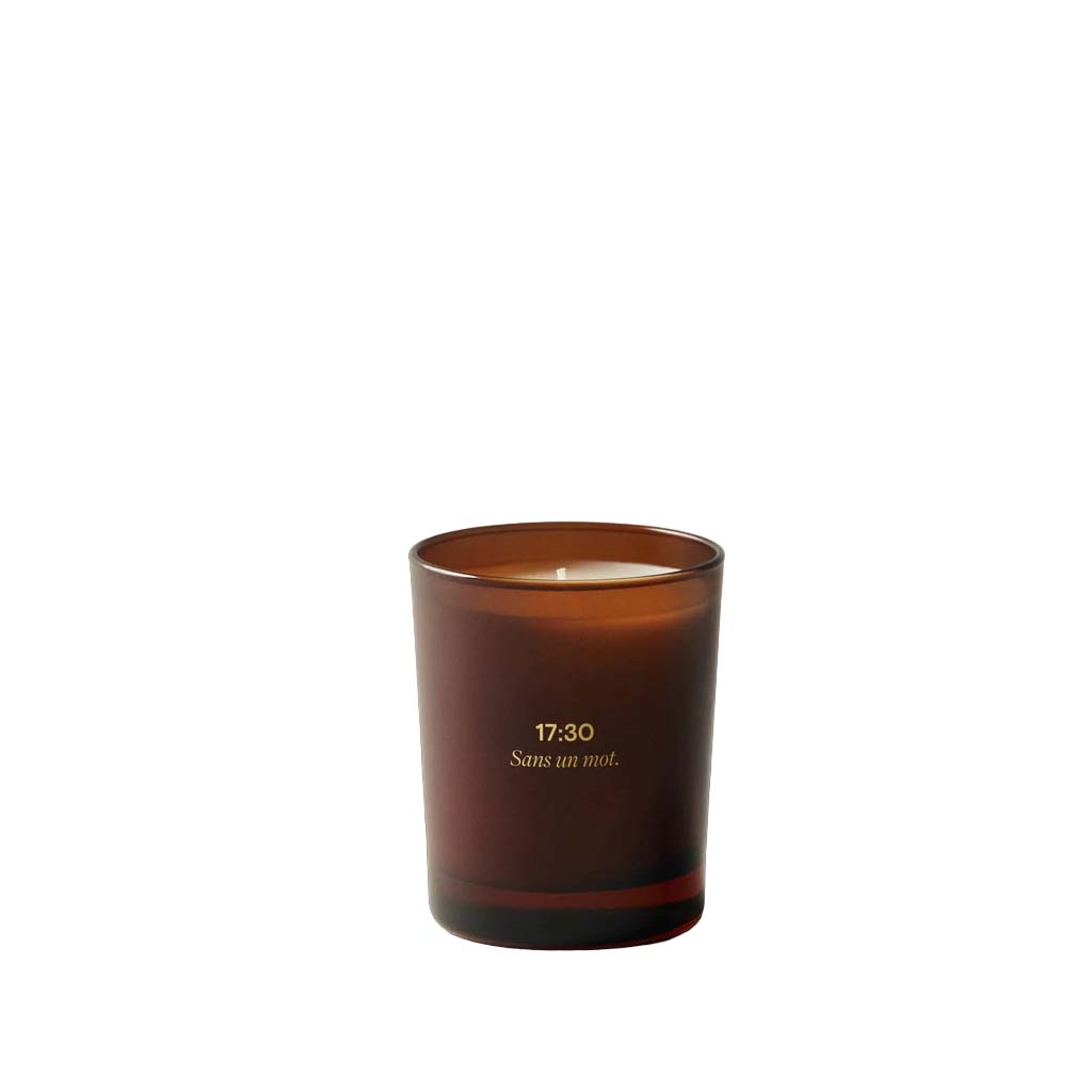 17:30 Scented Candle